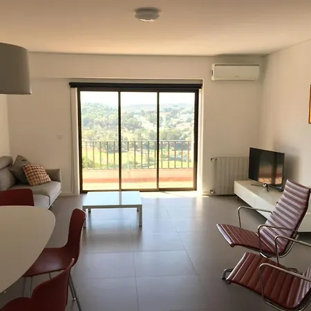 Cozy Well Lit With A Superb View Appartement