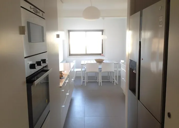 Cozy Well Lit With A Superb View Lejlighed